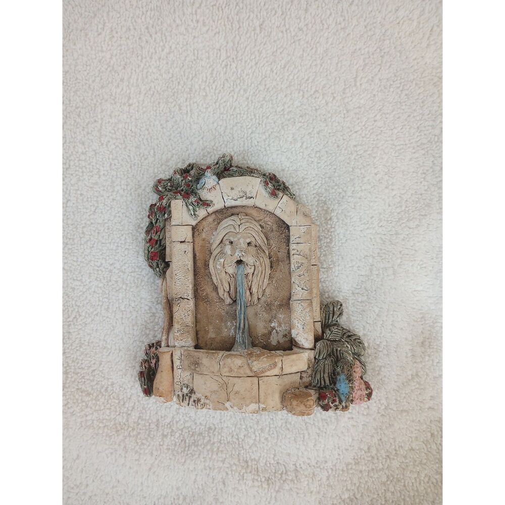 Summer Breeze Collection Garden Fountain Wall Hanging - Vintage!